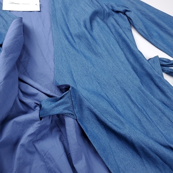 New Lovers + Friends  Viscose Chambray Blue Belted Wrap Dress Size M - Picture 10 of 13